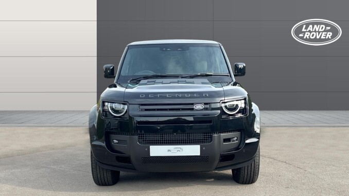 Land Rover Defender 3.0 D350 X-Dynamic HSE 90 3dr Auto Diesel Estate - Image 7
